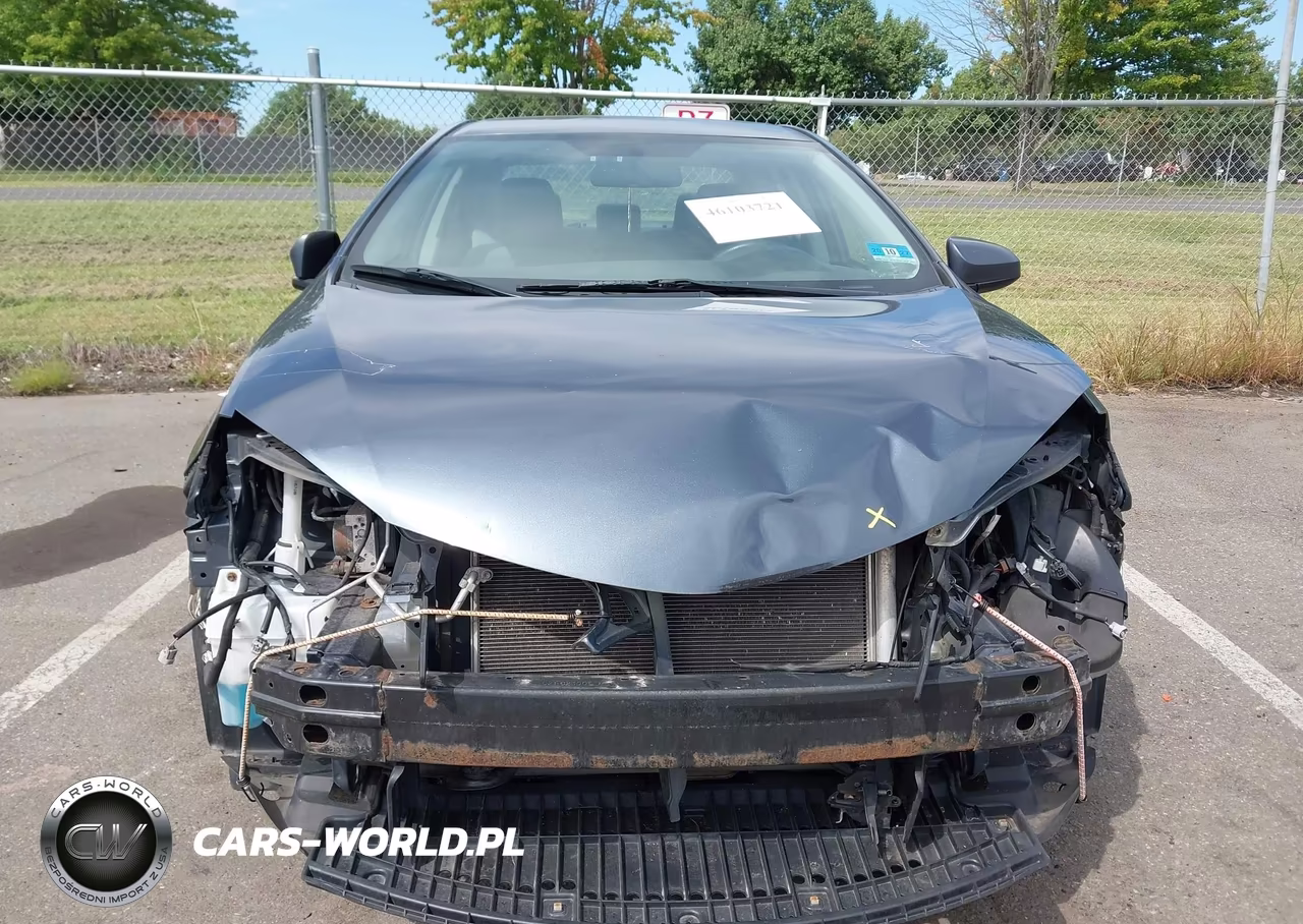 2016 Toyota Corolla Le VIN:2T1BURHE6GC683825 - 12