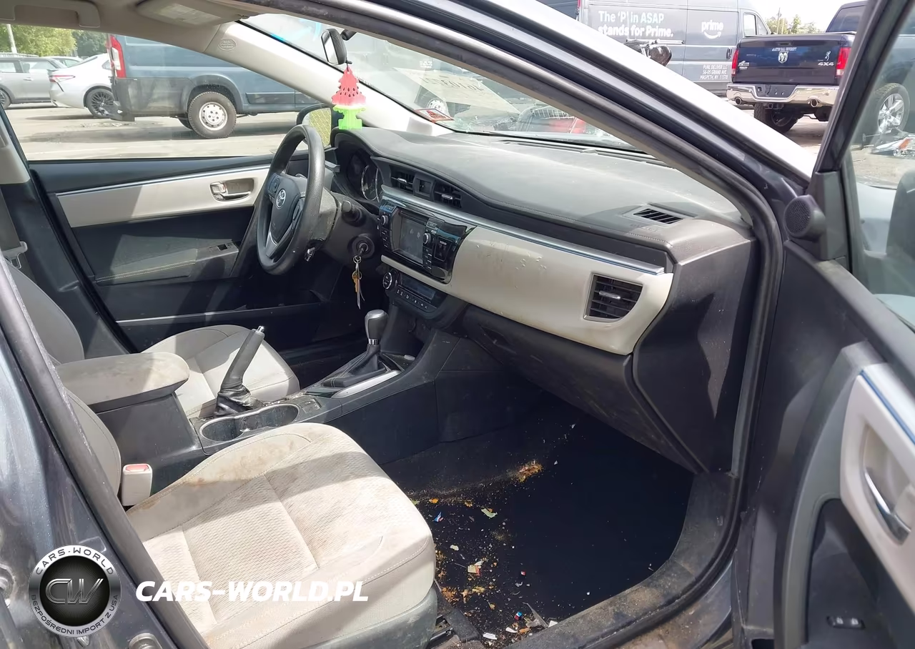 2016 Toyota Corolla Le VIN:2T1BURHE6GC683825 - 5