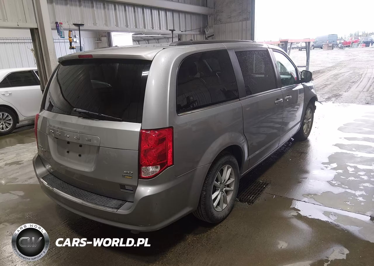 2019 Dodge Grand Caravan Sxt VIN:2C4RDGCG3KR800779 - 4