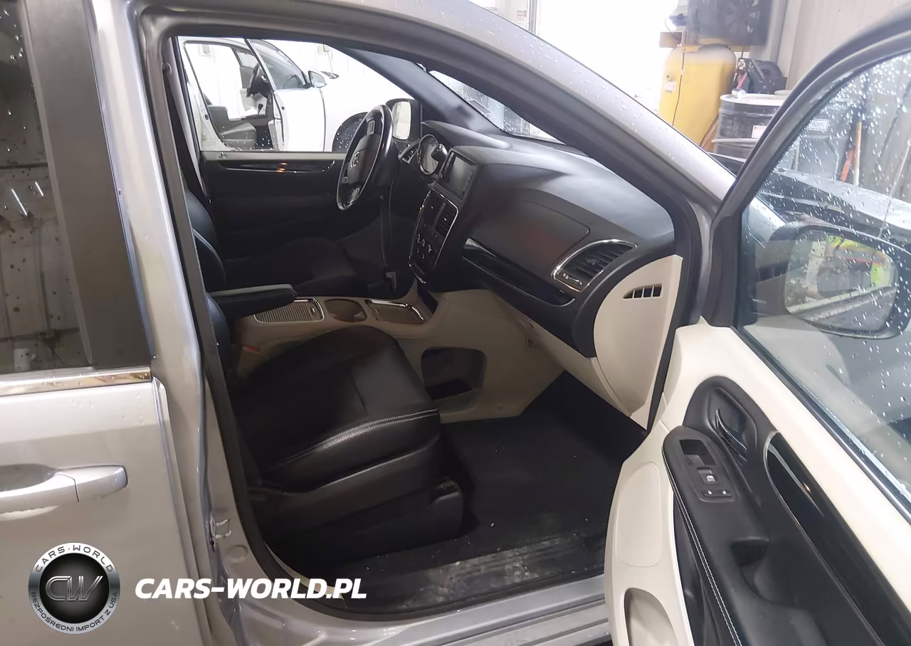 2019 Dodge Grand Caravan Sxt VIN:2C4RDGCG3KR800779 - 5