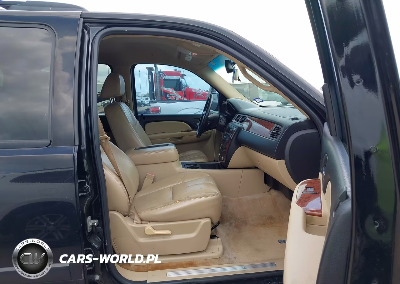 2007 Chevrolet Tahoe Lt VIN:1GNFC13017R421774 - 5