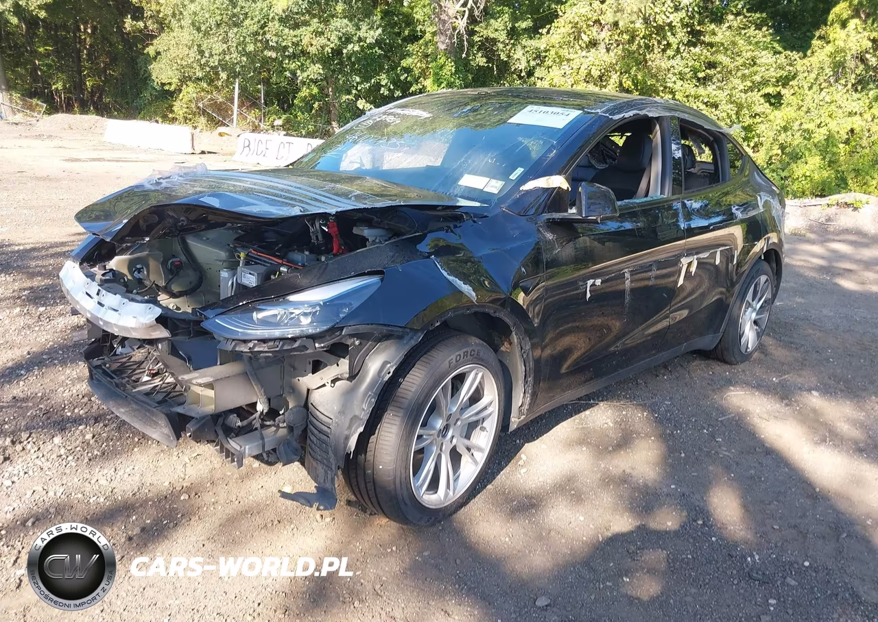 2023 Tesla Model Y Awd-Long Range Dual Motor All-Wheel Drive VIN:7SAYGDEE1PA207390 - 2