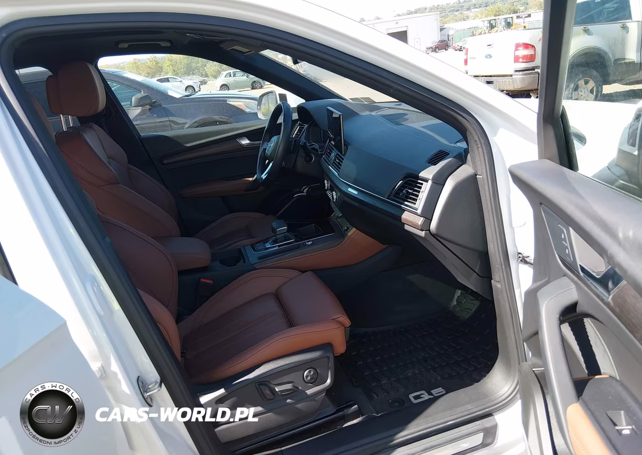 2024 Audi Q5 Premium Plus 45 Tfsi S Line Quattro VIN:WA1EAAFY1R2075291 - 5