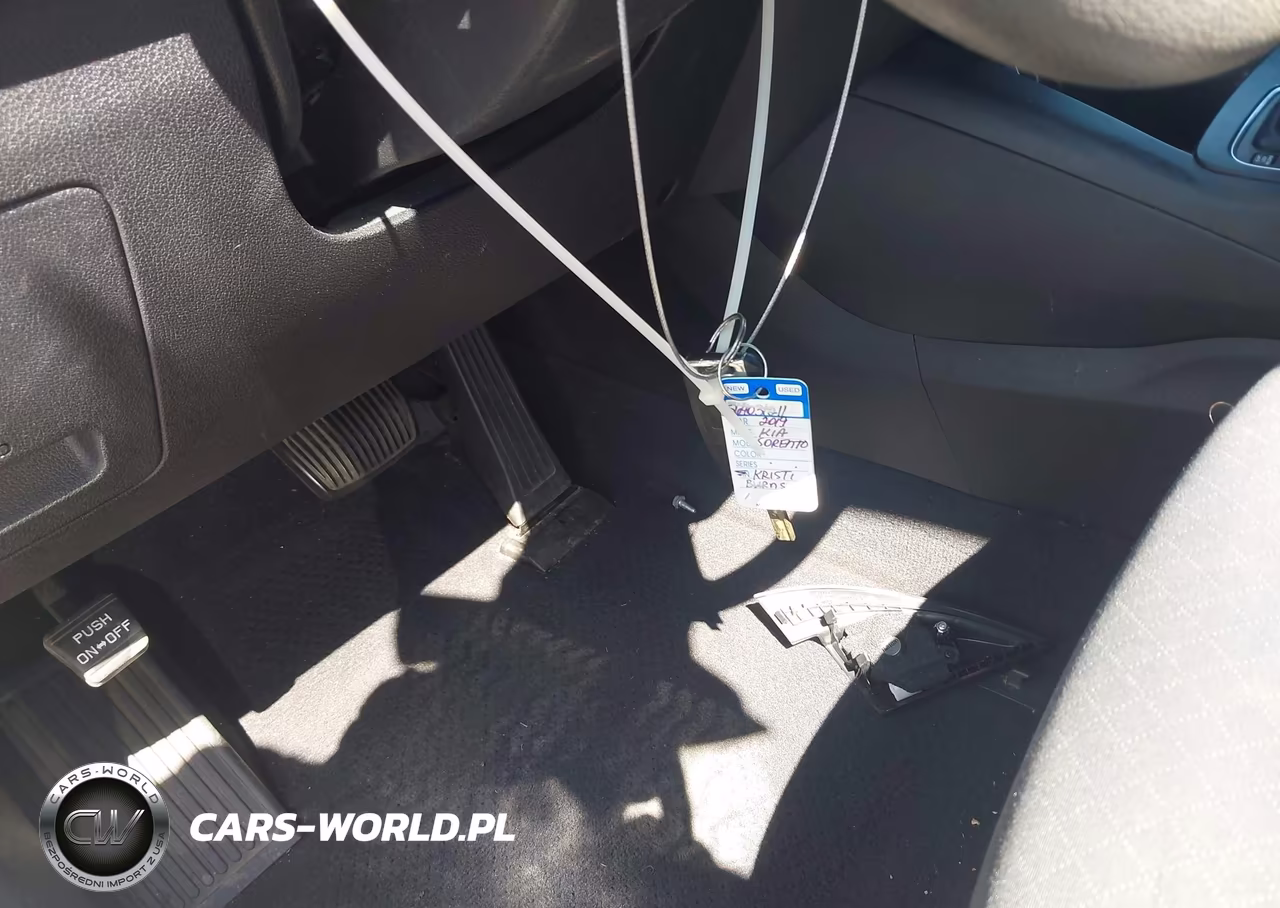 2019 Kia Sorento 3.3L Lx VIN:5XYPG4A59KG563993 - 11