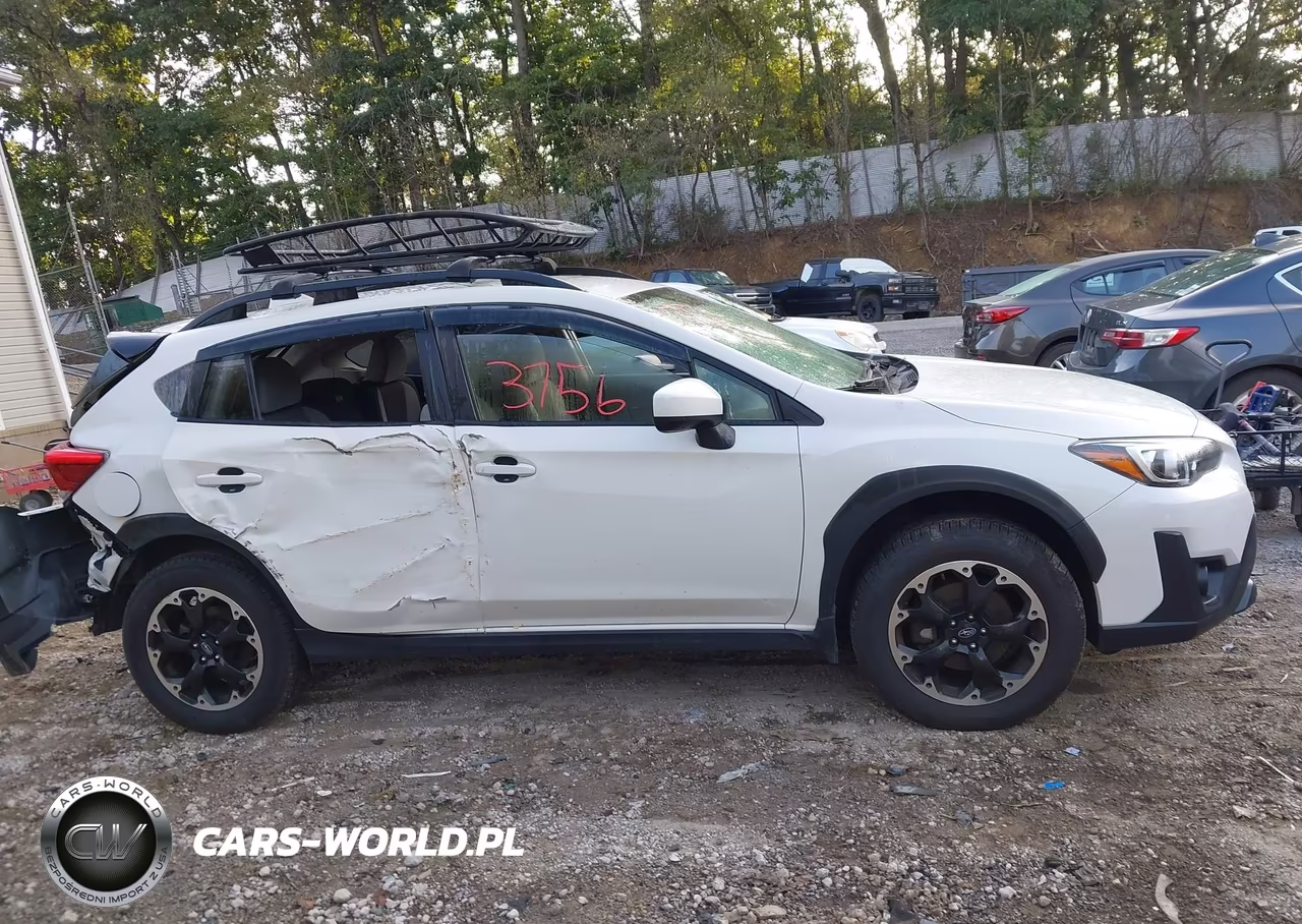 2023 Subaru Crosstrek Premium VIN:JF2GTACC2P9243432 - 13