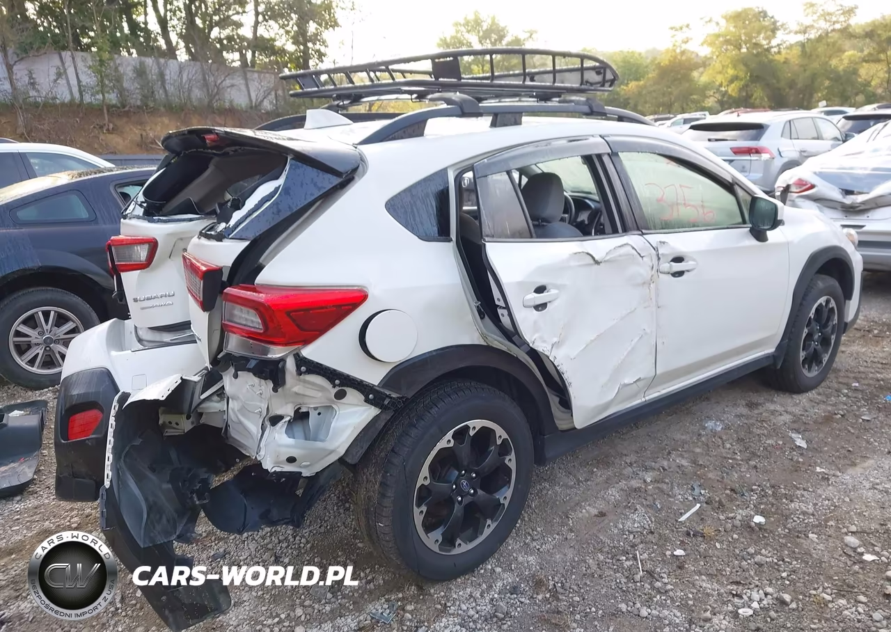 2023 Subaru Crosstrek Premium VIN:JF2GTACC2P9243432 - 4