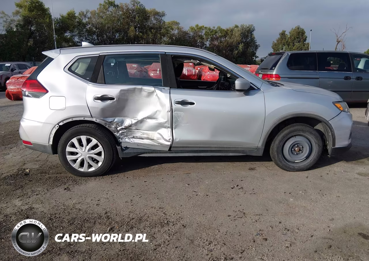 2017 Nissan Rogue S VIN:KNMAT2MT2HP554767 - 13
