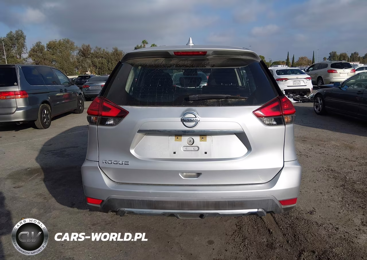 2017 Nissan Rogue S VIN:KNMAT2MT2HP554767 - 16
