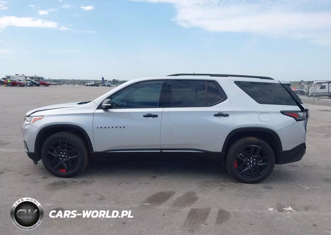 2019 Chevrolet Traverse Premier VIN:1GNERKKW6KJ243325 - 14