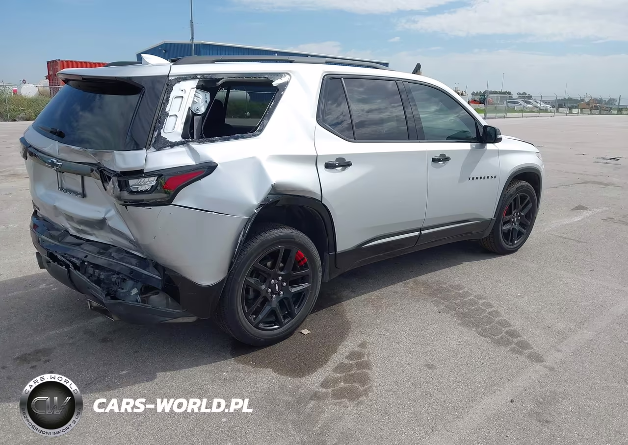 2019 Chevrolet Traverse Premier VIN:1GNERKKW6KJ243325 - 4