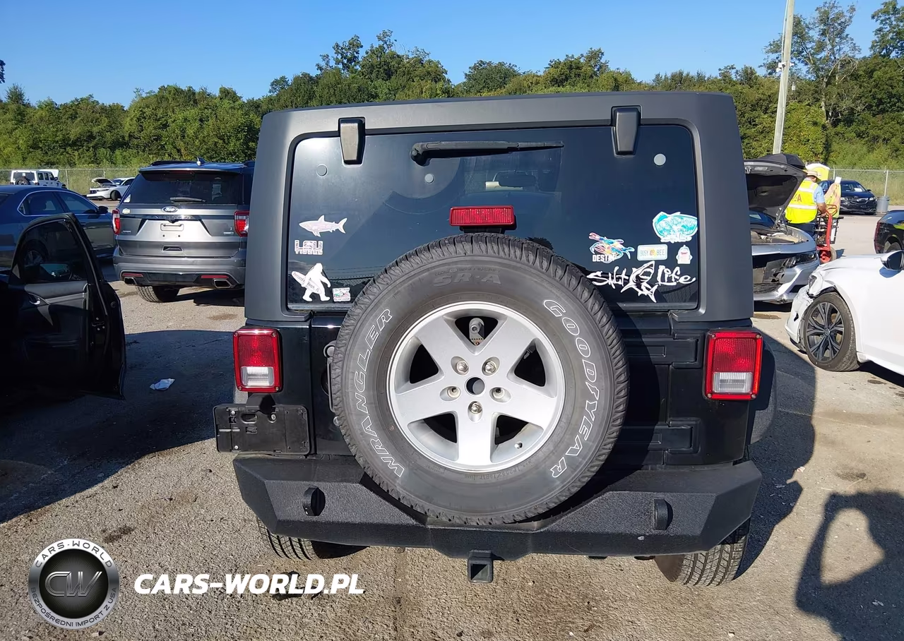 2016 Jeep Wrangler Unlimited Sport VIN:1C4BJWDG5GL303901 - 16