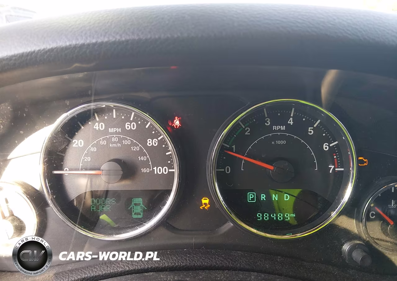 2016 Jeep Wrangler Unlimited Sport VIN:1C4BJWDG5GL303901 - 7
