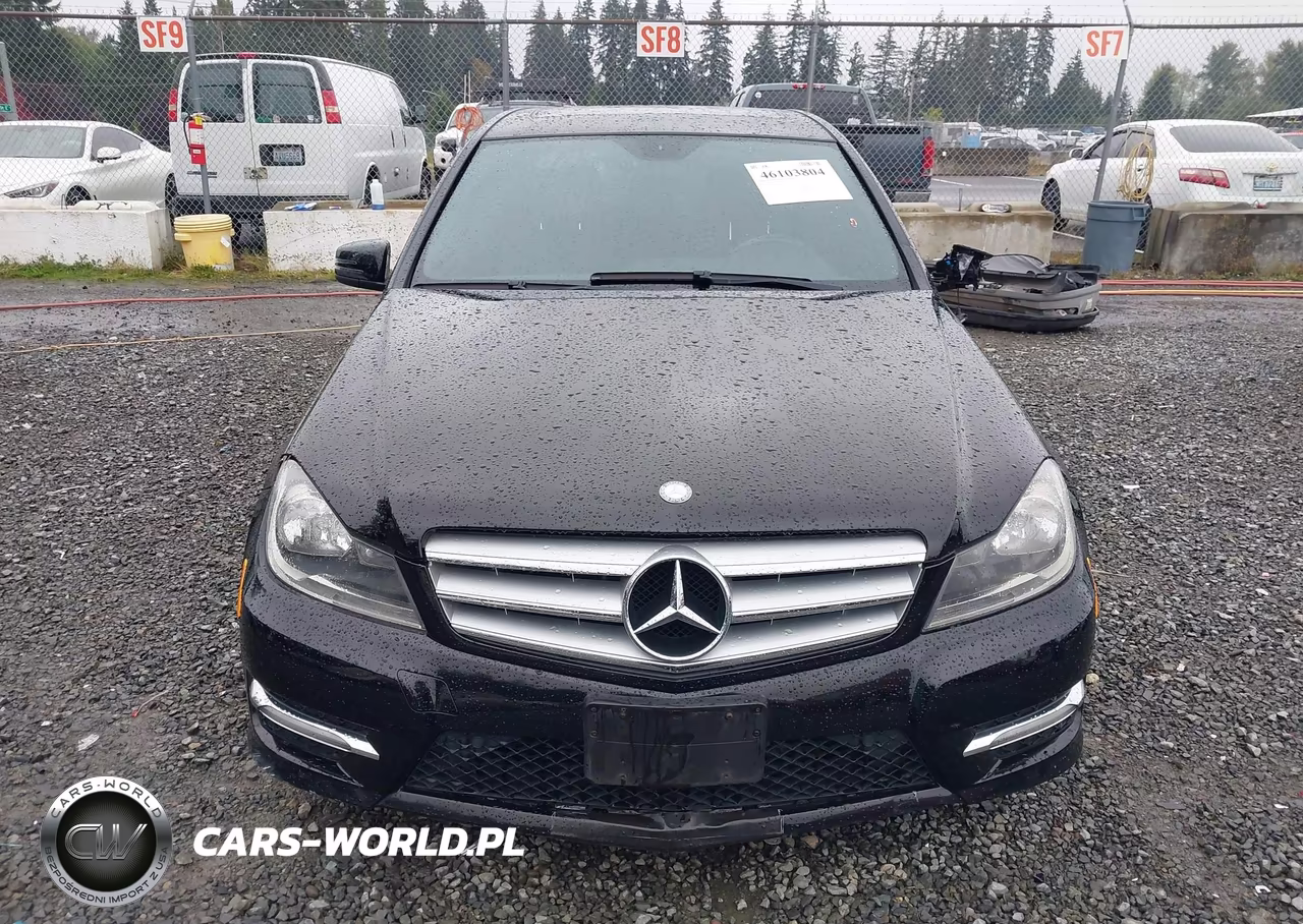 2012 Mercedes-Benz C 300 Sport 4Matic VIN:WDDGF8BBXCA649769 - 12