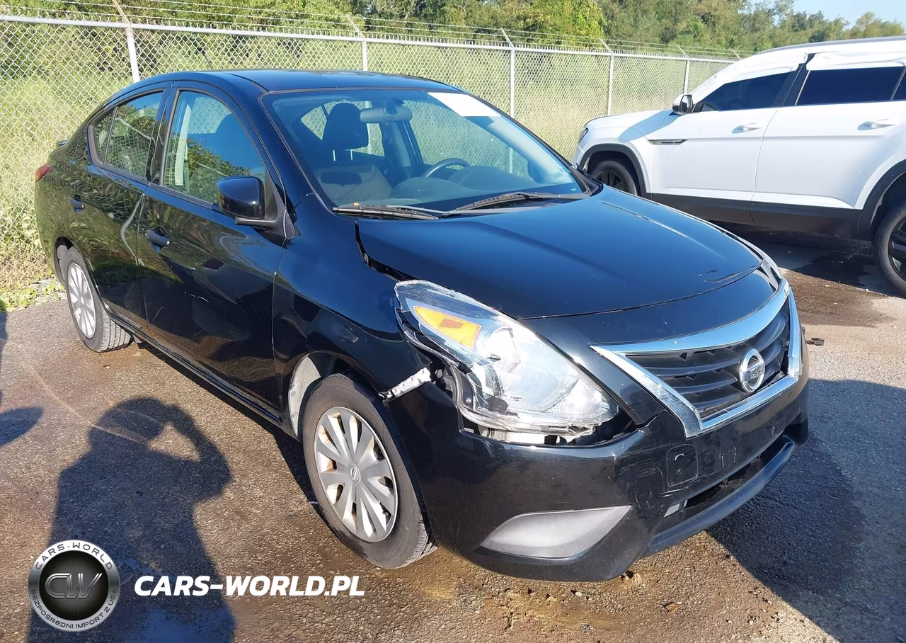 2019 Nissan Versa 1.6 S+