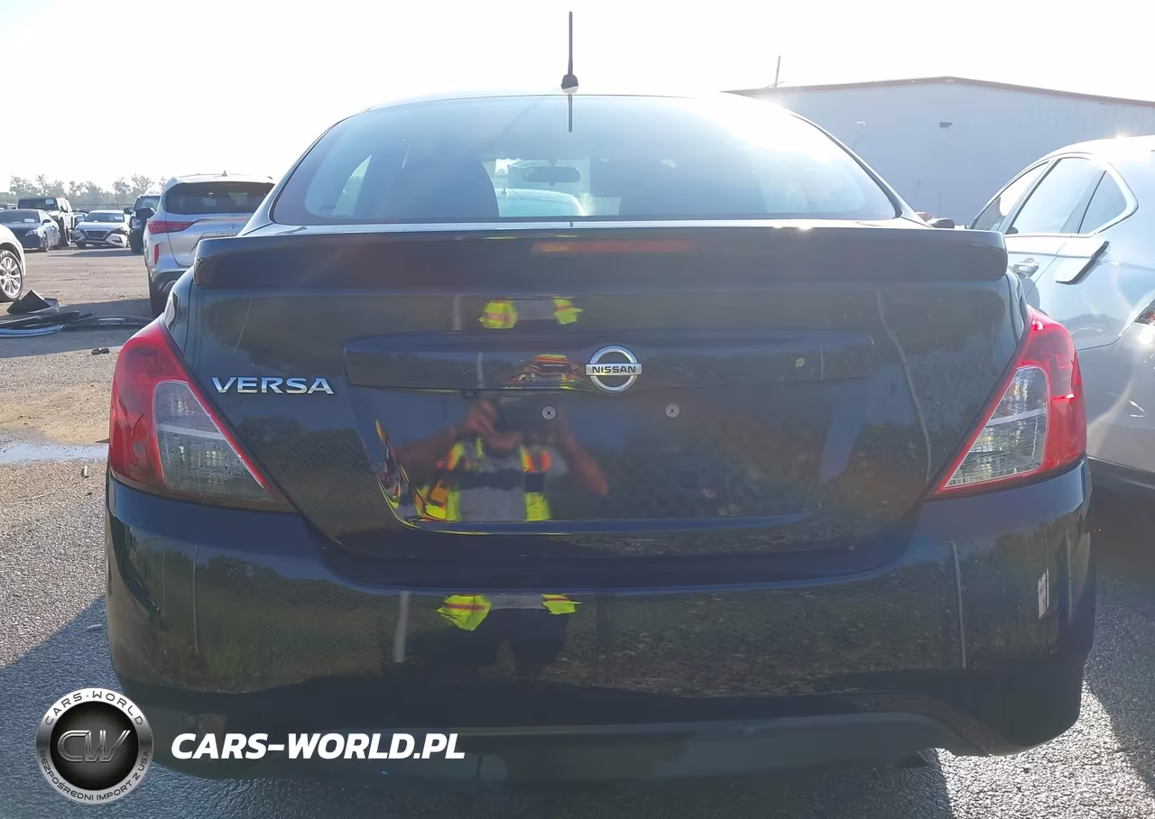 2019 Nissan Versa 1.6 S+ VIN:3N1CN7AP3KL822979 - 16