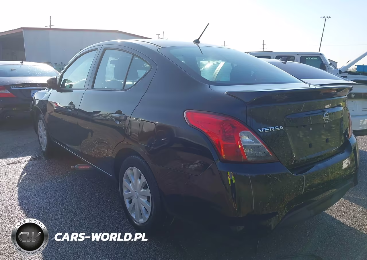 2019 Nissan Versa 1.6 S+ VIN:3N1CN7AP3KL822979 - 3