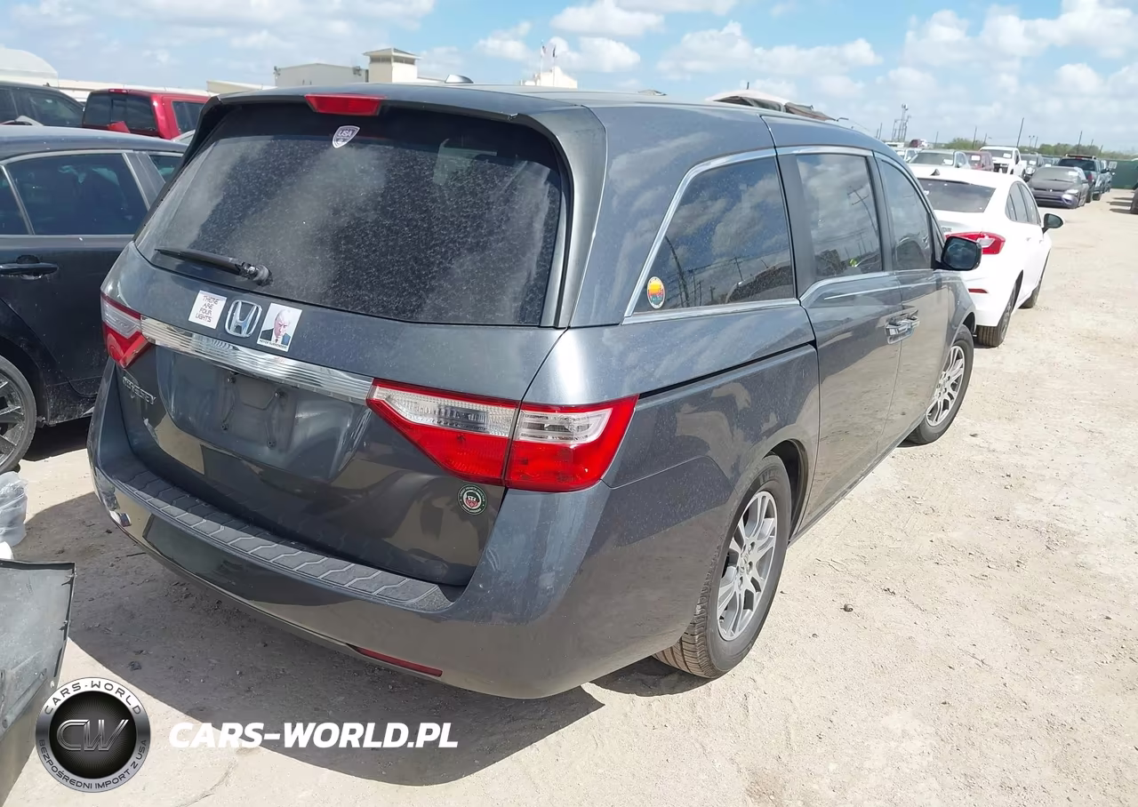 2013 Honda Odyssey Ex-L VIN:5FNRL5H68DB044470 - 4