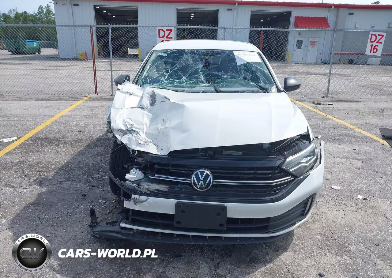 2023 Volkswagen Jetta 1.5T Sport VIN:3VWBM7BU9PM007863 - 13
