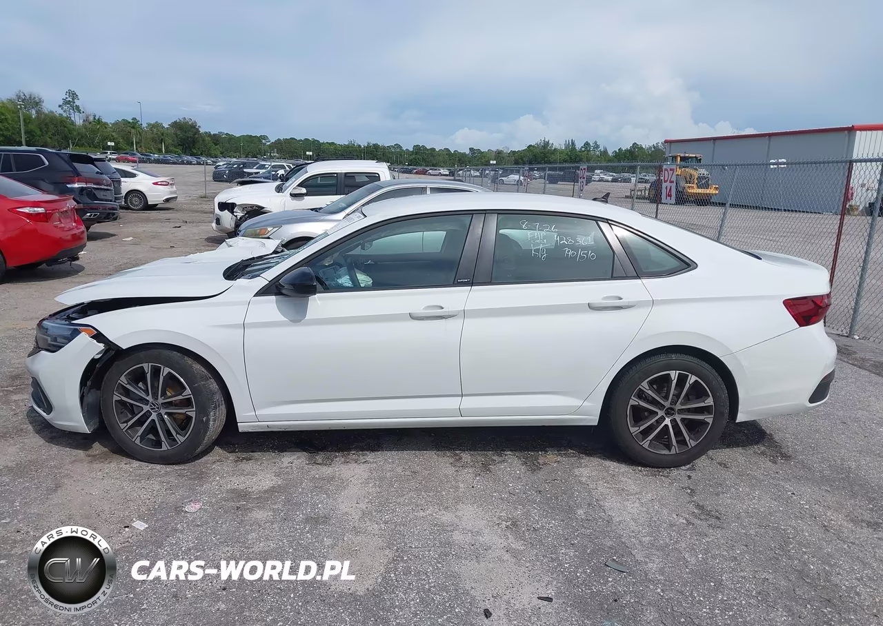2023 Volkswagen Jetta 1.5T Sport VIN:3VWBM7BU9PM007863 - 15