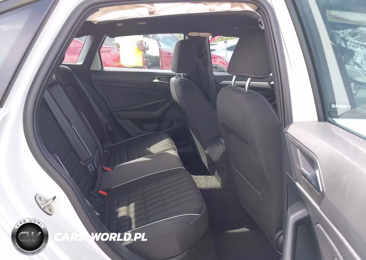 2023 Volkswagen Jetta 1.5T Sport VIN:3VWBM7BU9PM007863 - 8