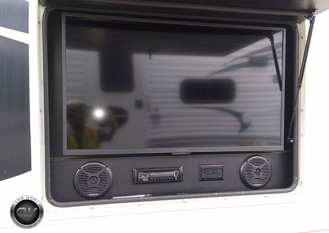 2022 Ford F53 VIN:1F66F5DN7N0A00423 - 15