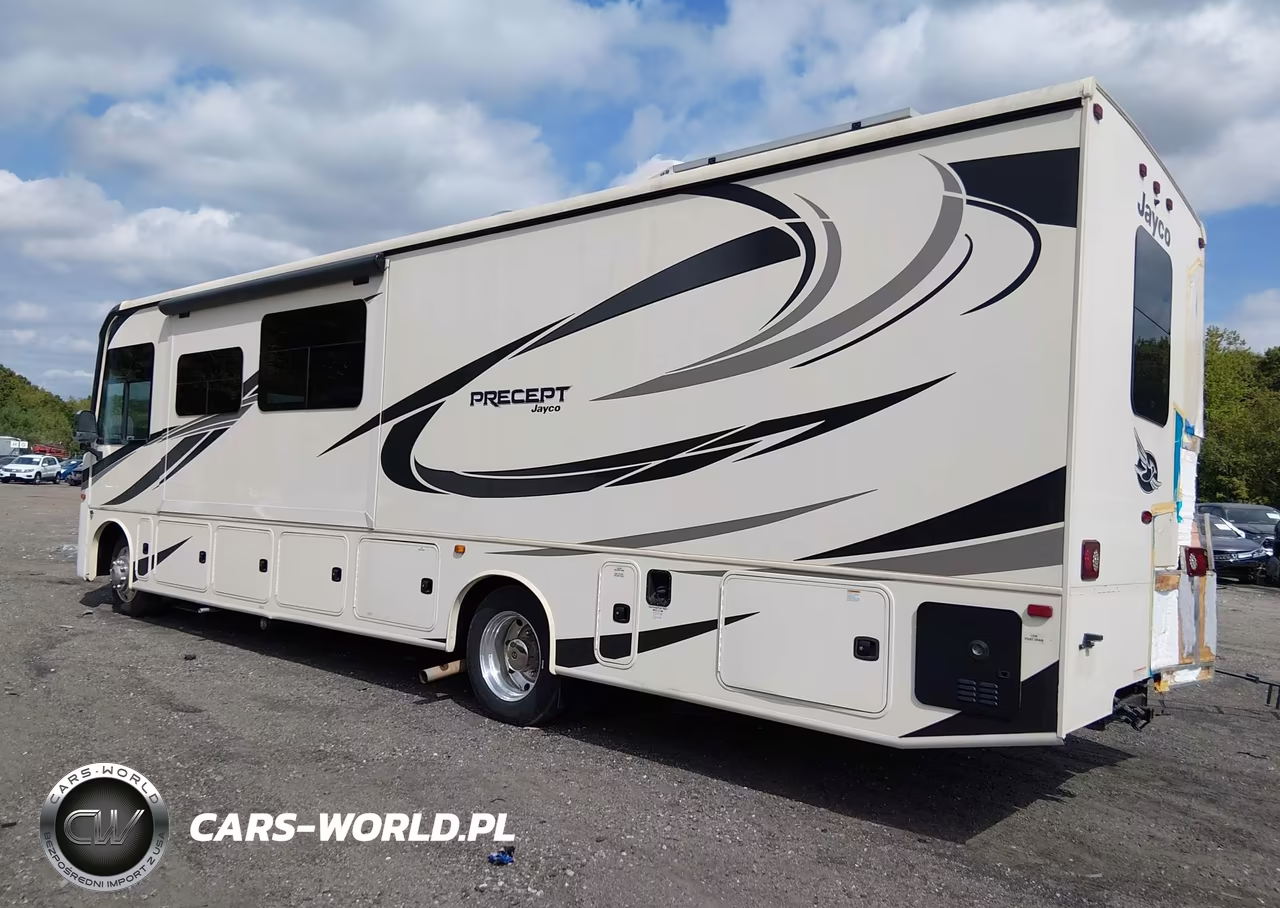 2022 Ford F53 VIN:1F66F5DN7N0A00423 - 3