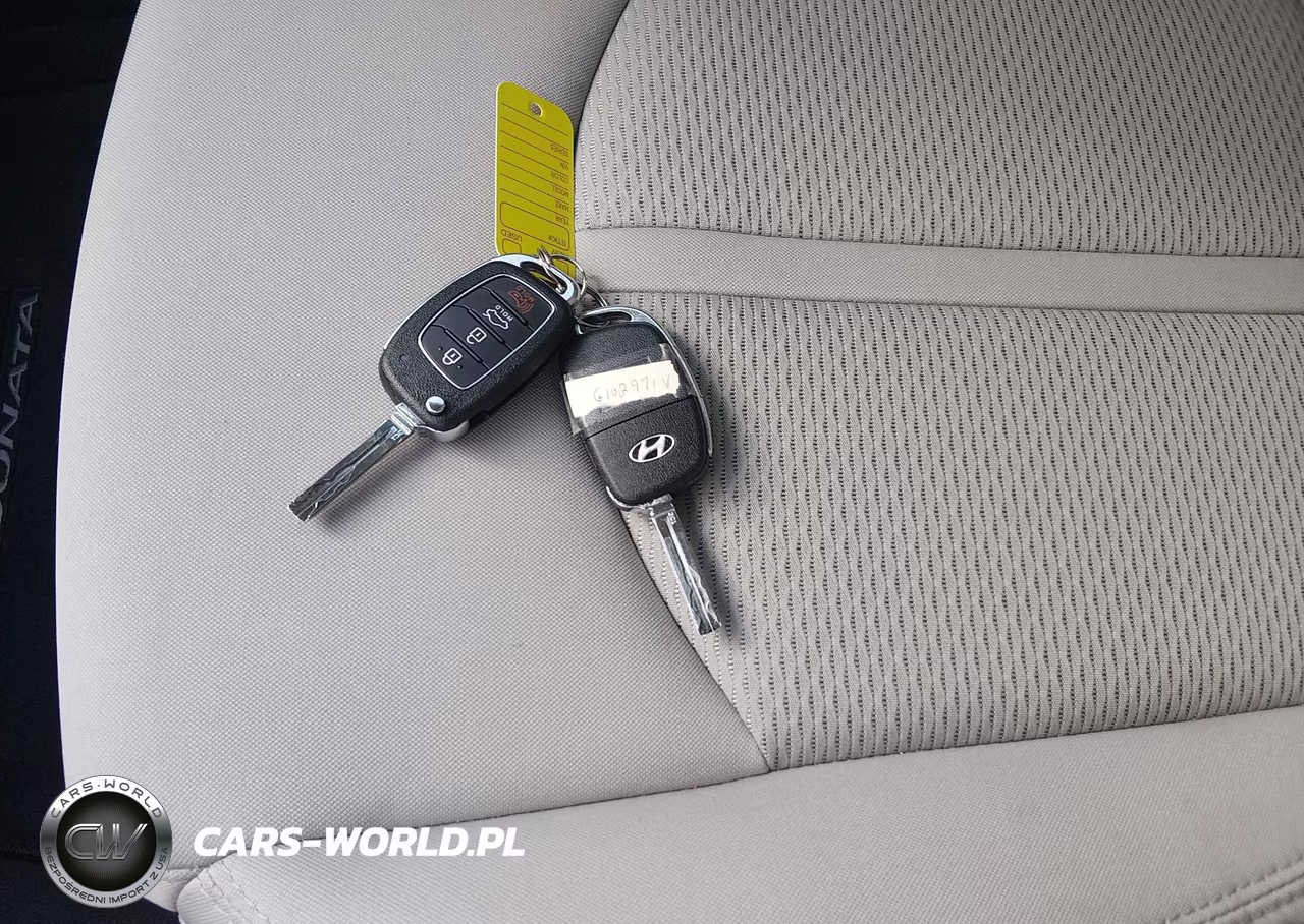 2018 Hyundai Sonata Eco VIN:5NPE24AA4JH691696 - 11