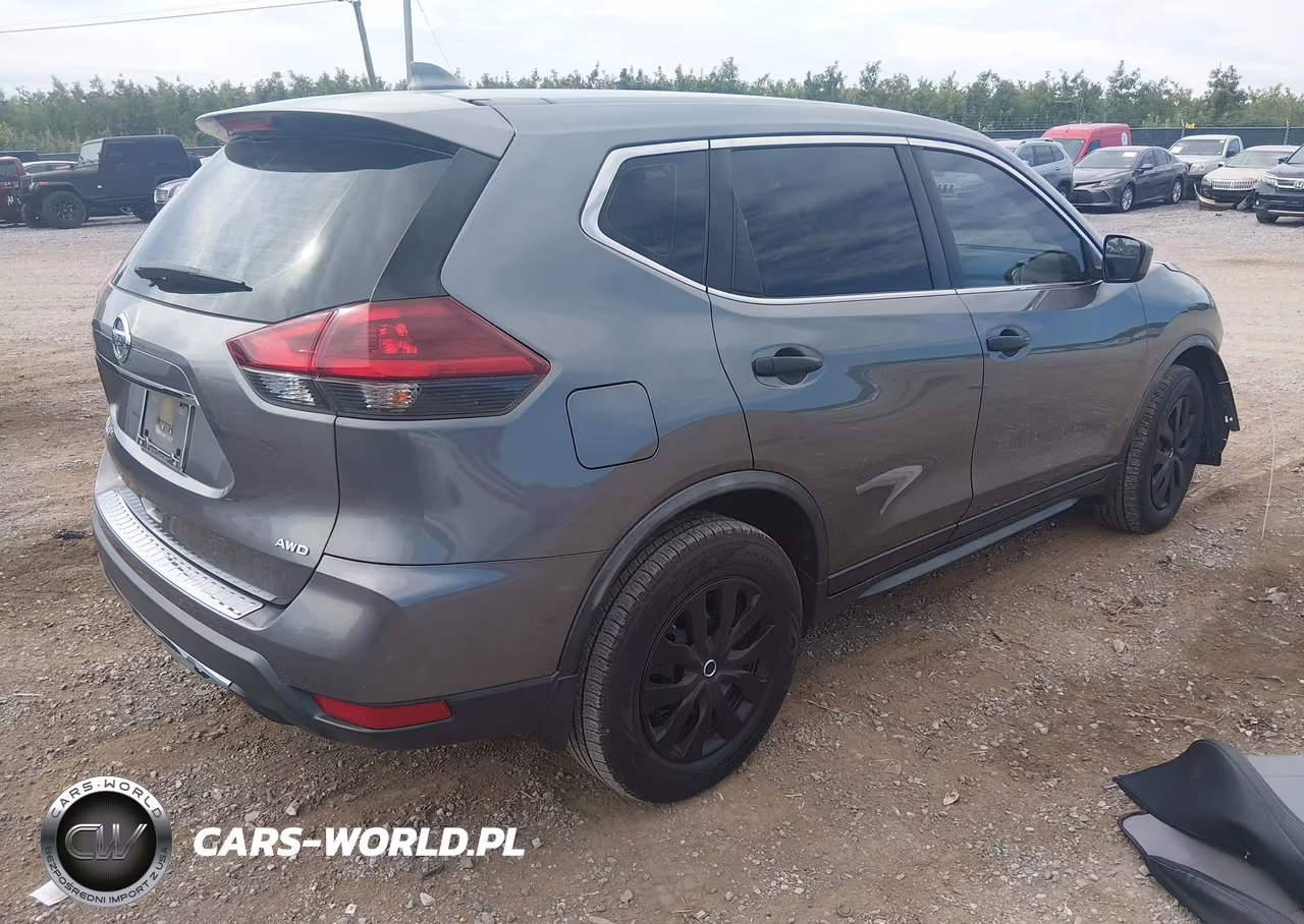 2018 Nissan Rogue S VIN:JN8AT2MVXJW312360 - 4