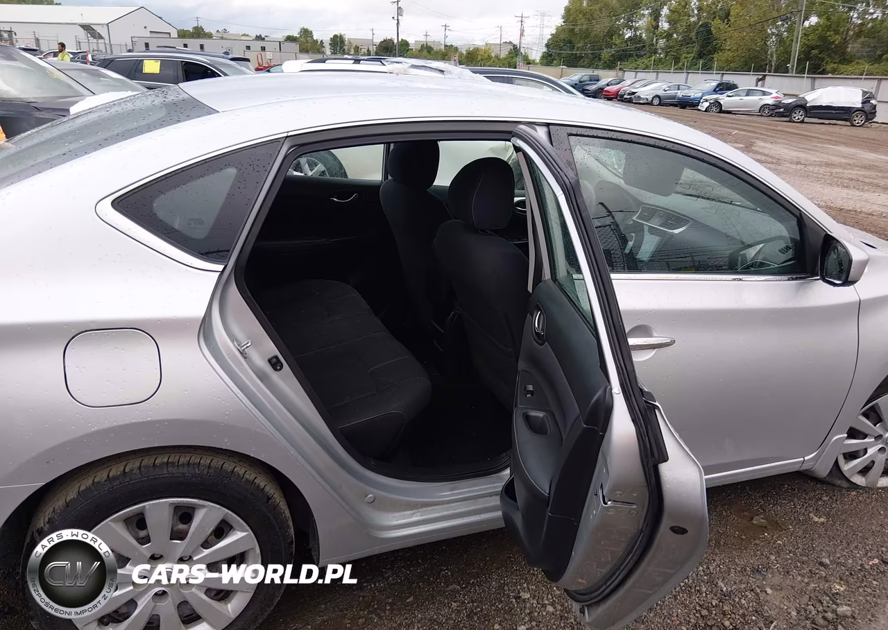 2016 Nissan Sentra S VIN:3N1AB7AP4GY332223 - 8