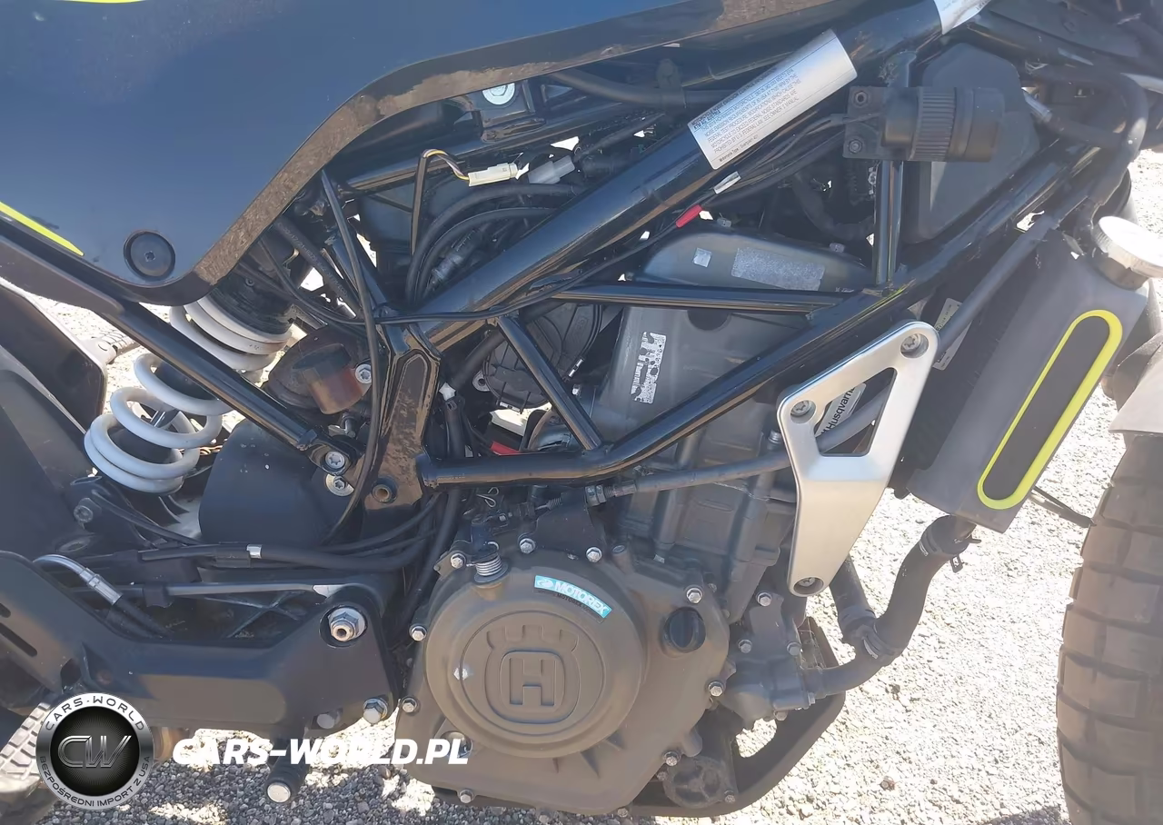 2019 Husqvarna Svartpilen 401 VIN:VBKUNJ408KM266198 - 8