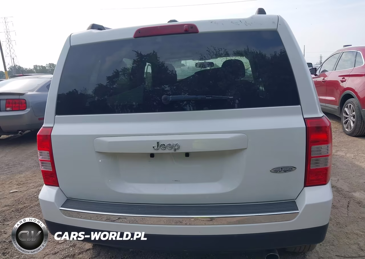 2017 Jeep Patriot High Altitude Fwd VIN:1C4NJPFA6HD211428 - 17