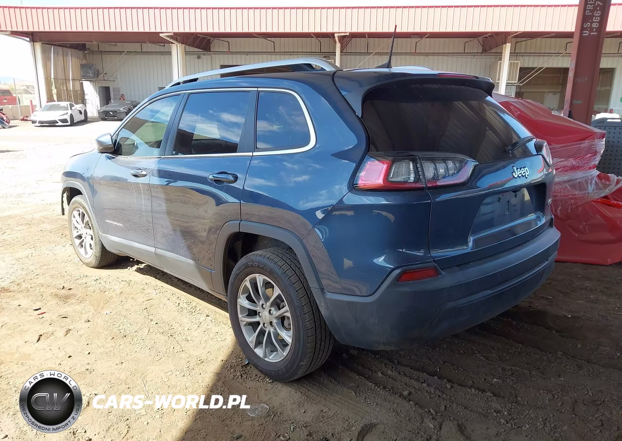2019 Jeep Cherokee Latitude Plus Fwd VIN:1C4PJLLB5KD461359 - 3