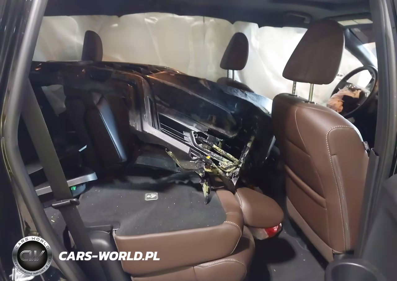 2025 Honda Passport Awd Ex-L VIN:5FNYF8H5XSB007915 - 8