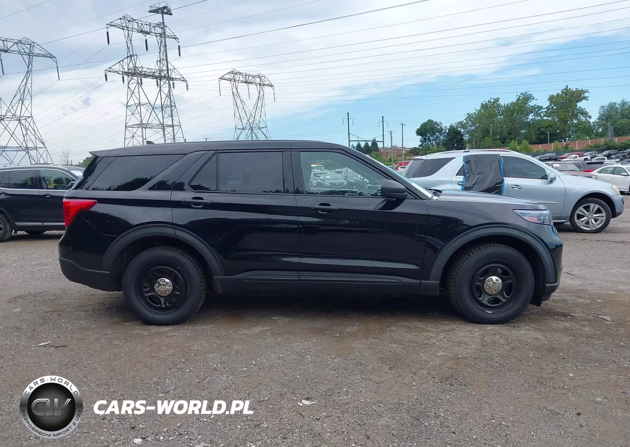 2021 Ford Police Interceptor Utility VIN:1FM5K8AWXMNA07348 - 15