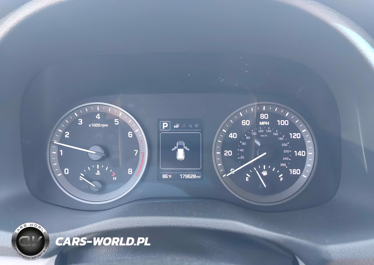 2018 Hyundai Tucson Se VIN:KM8J23A41JU786902 - 7