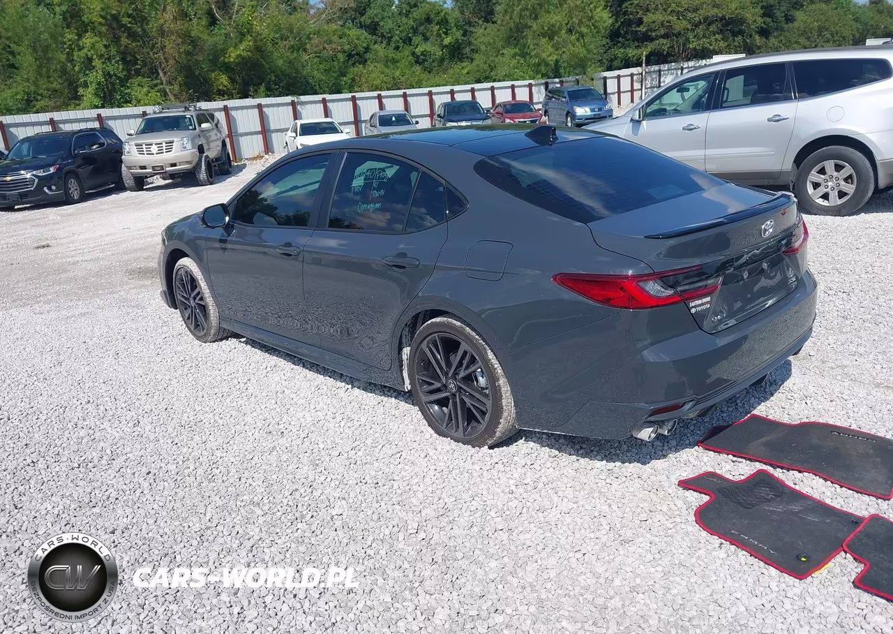 2026 Toyota Camry Xse VIN:4T1DAACKXTU766148 - 3