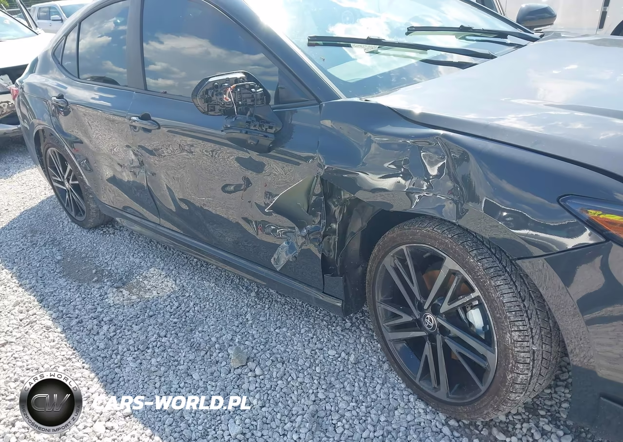 2026 Toyota Camry Xse VIN:4T1DAACKXTU766148 - 6