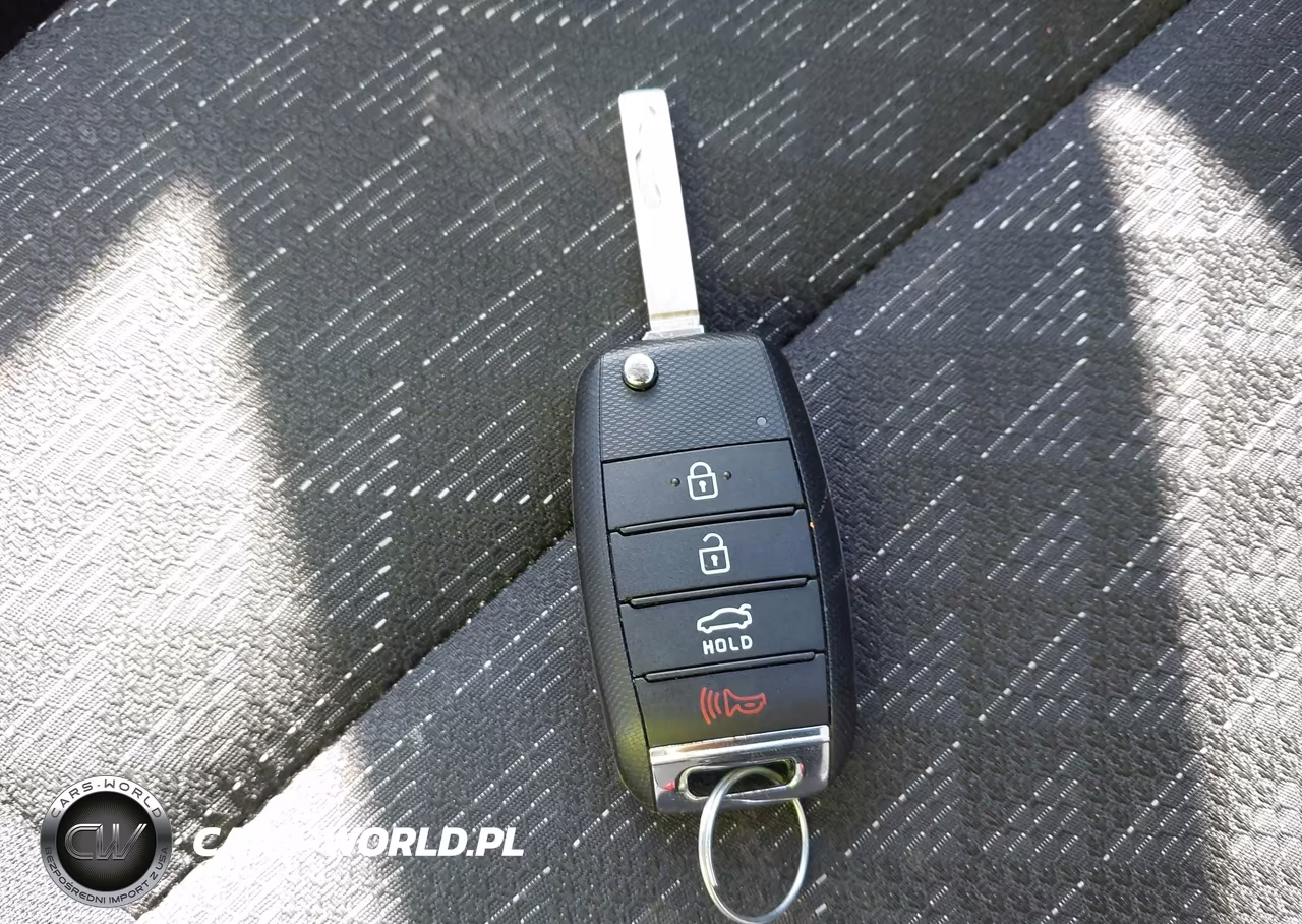 2020 Kia Rio S VIN:3KPA24AD5LE328775 - 11