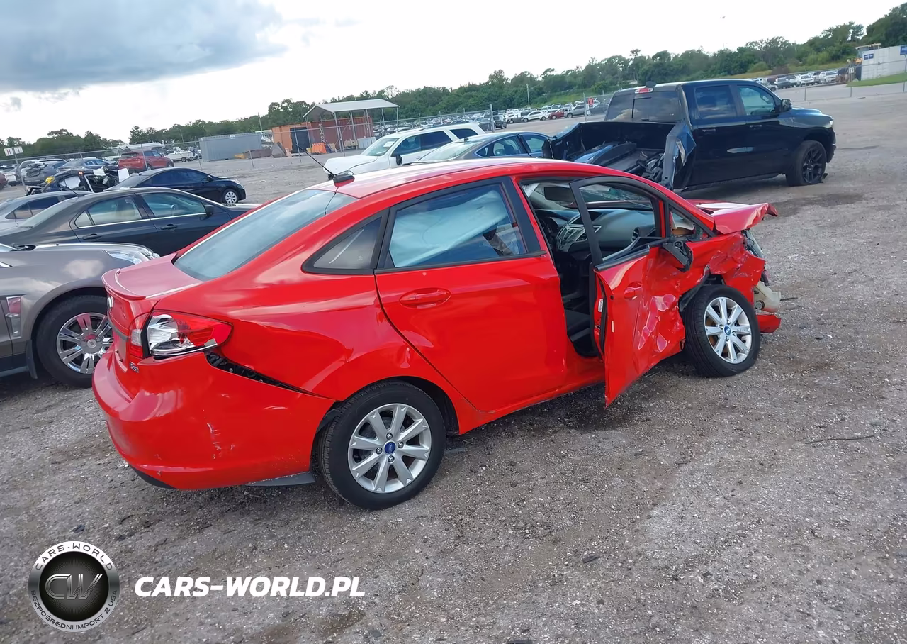 2012 Ford Fiesta Se VIN:3FADP4BJ9CM173193 - 4