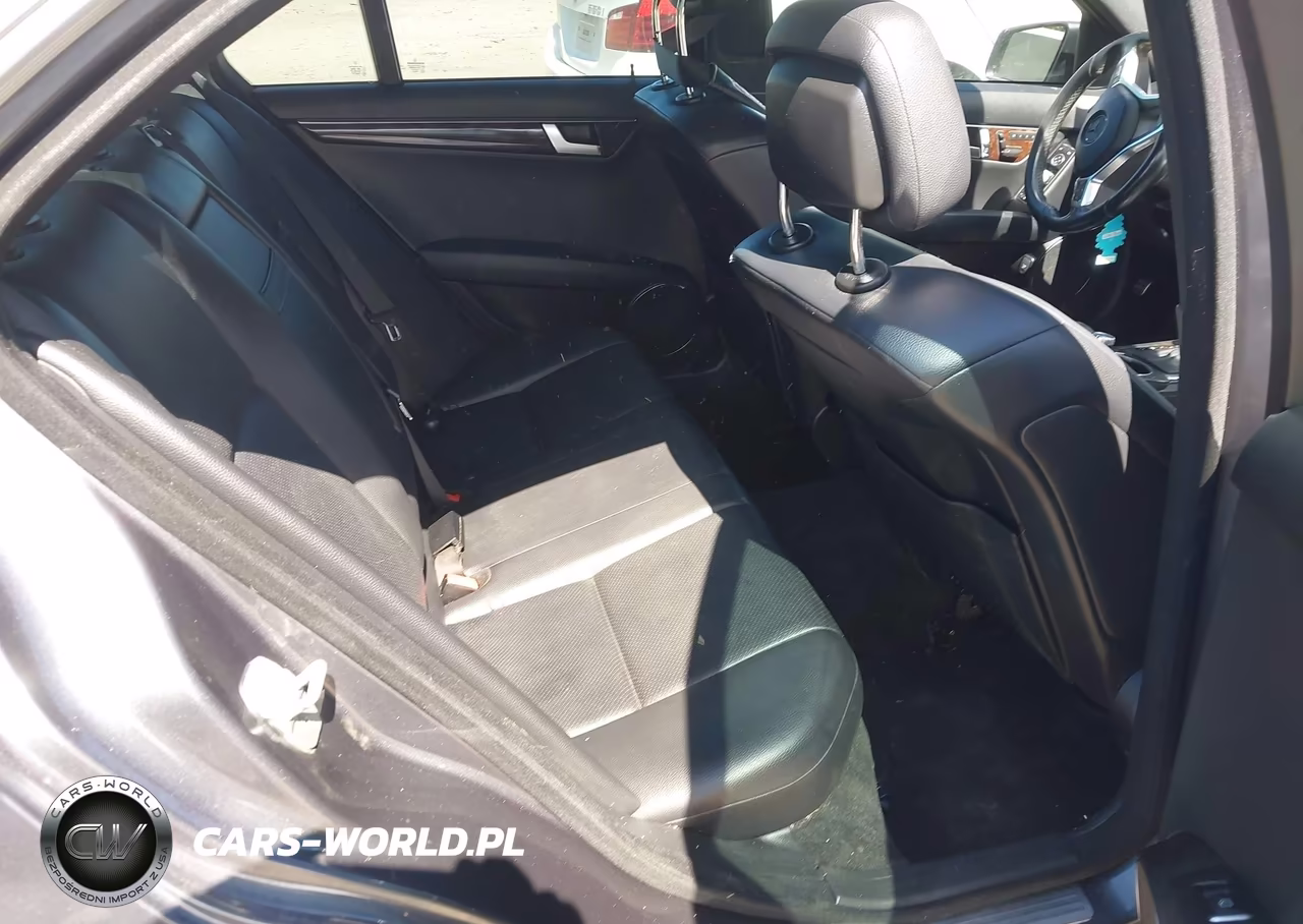 2013 Mercedes-Benz C 300 Sport 4Matic VIN:WDDGF8AB8DR275263 - 8