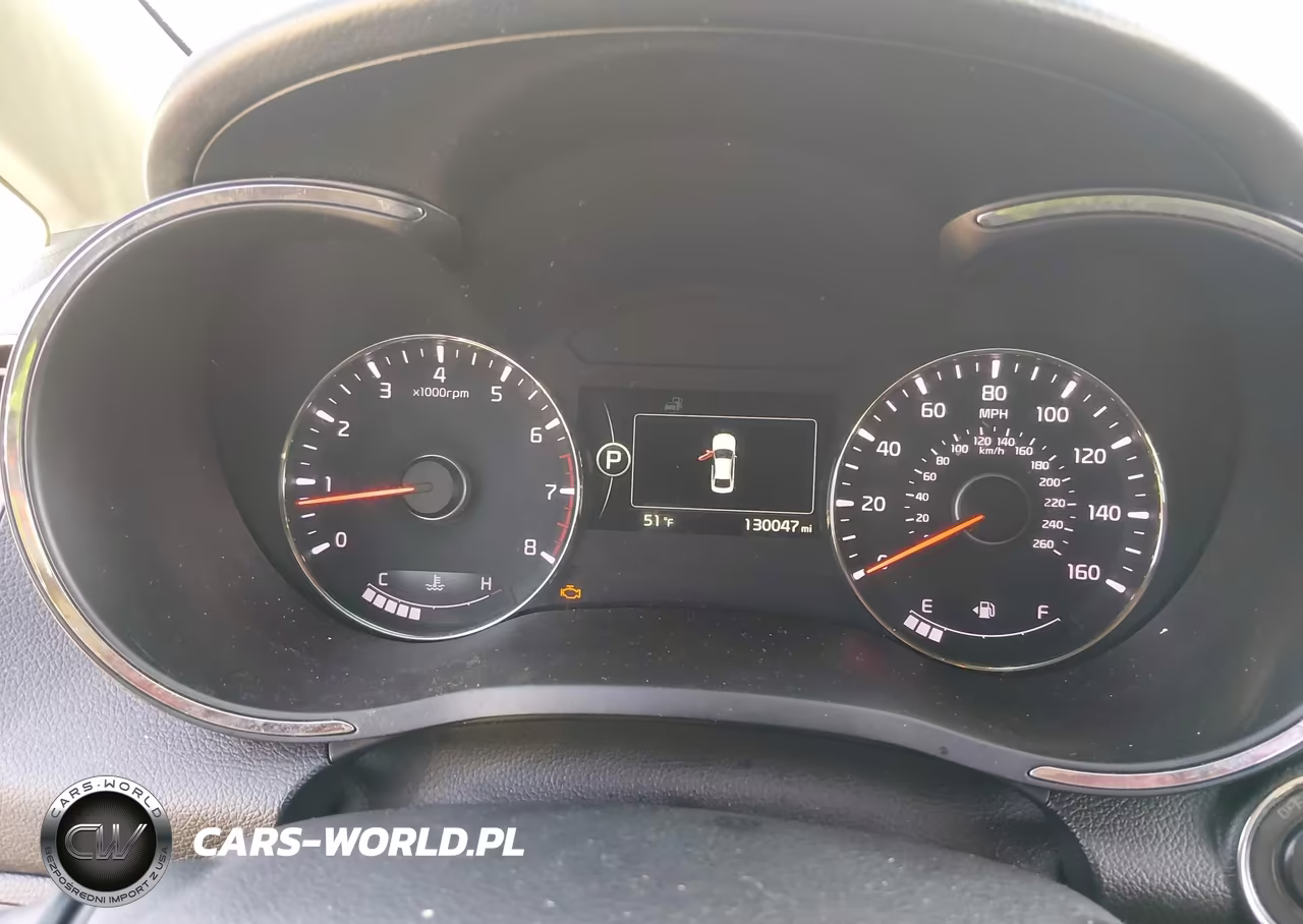 2018 Kia Forte S VIN:3KPFL4A76JE216657 - 7