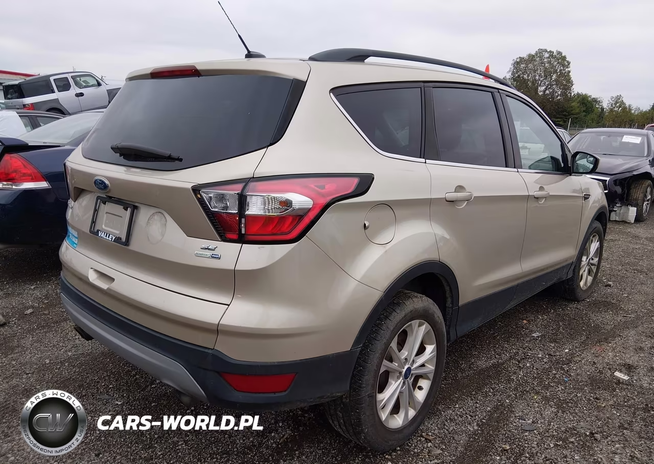 2018 Ford Escape Se VIN:1FMCU9GD6JUA08320 - 4
