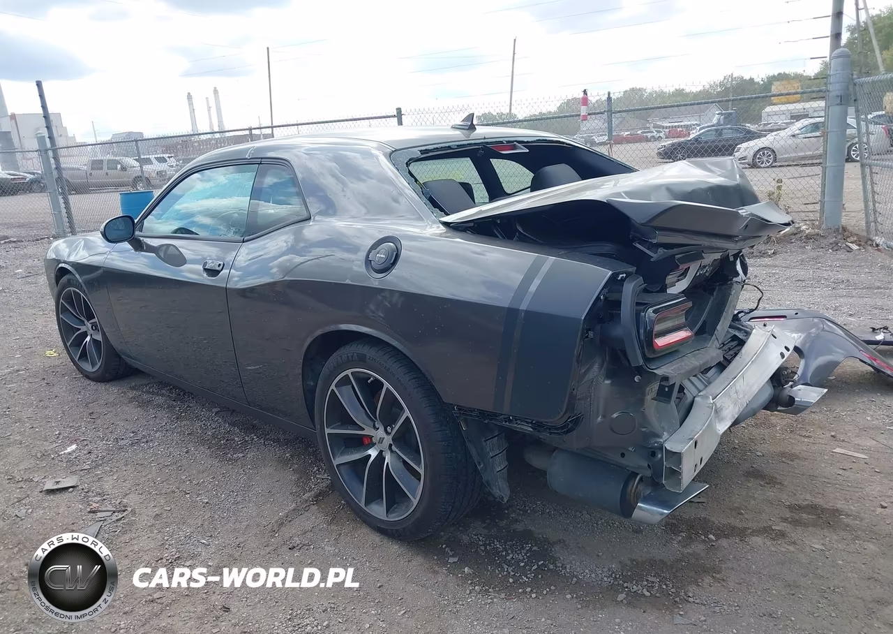 2018 Dodge Challenger R-T Scat Pack VIN:2C3CDZFJXJH270697 - 3