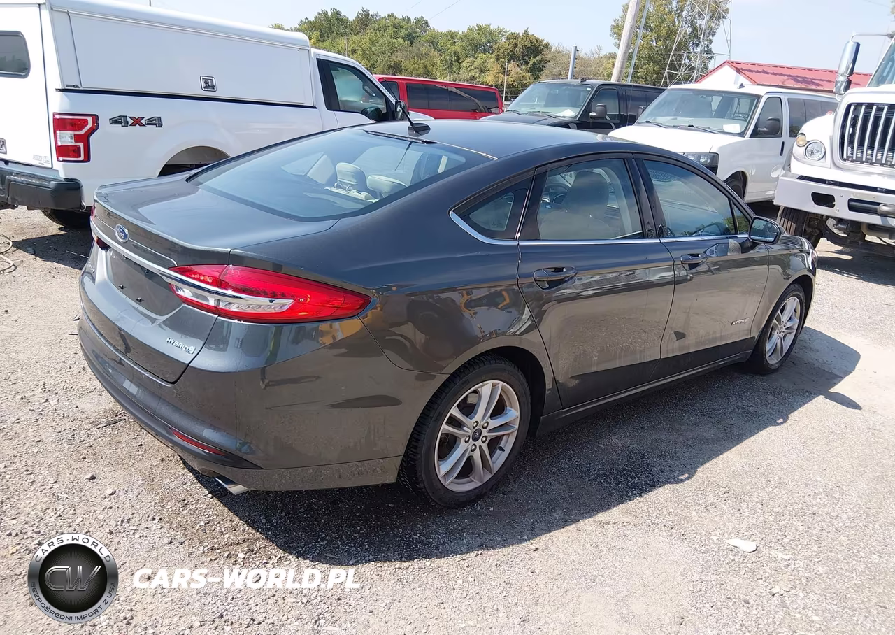 2018 Ford Fusion Hybrid S VIN:3FA6P0UU2JR271345 - 4