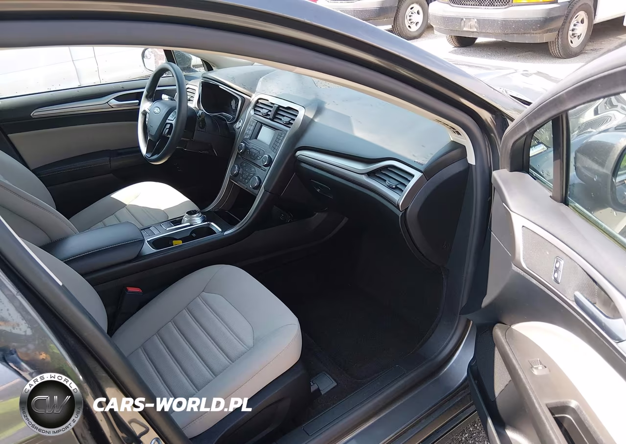 2018 Ford Fusion Hybrid S VIN:3FA6P0UU2JR271345 - 5