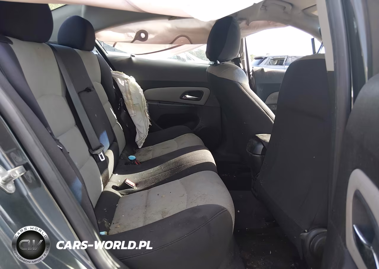 2013 Chevrolet Cruze Ls Auto VIN:1G1PA5SG0D7135701 - 8