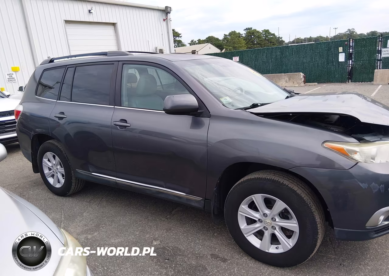 2012 Toyota Highlander Se V6 VIN:5TDBK3EH5CS133888 - 13