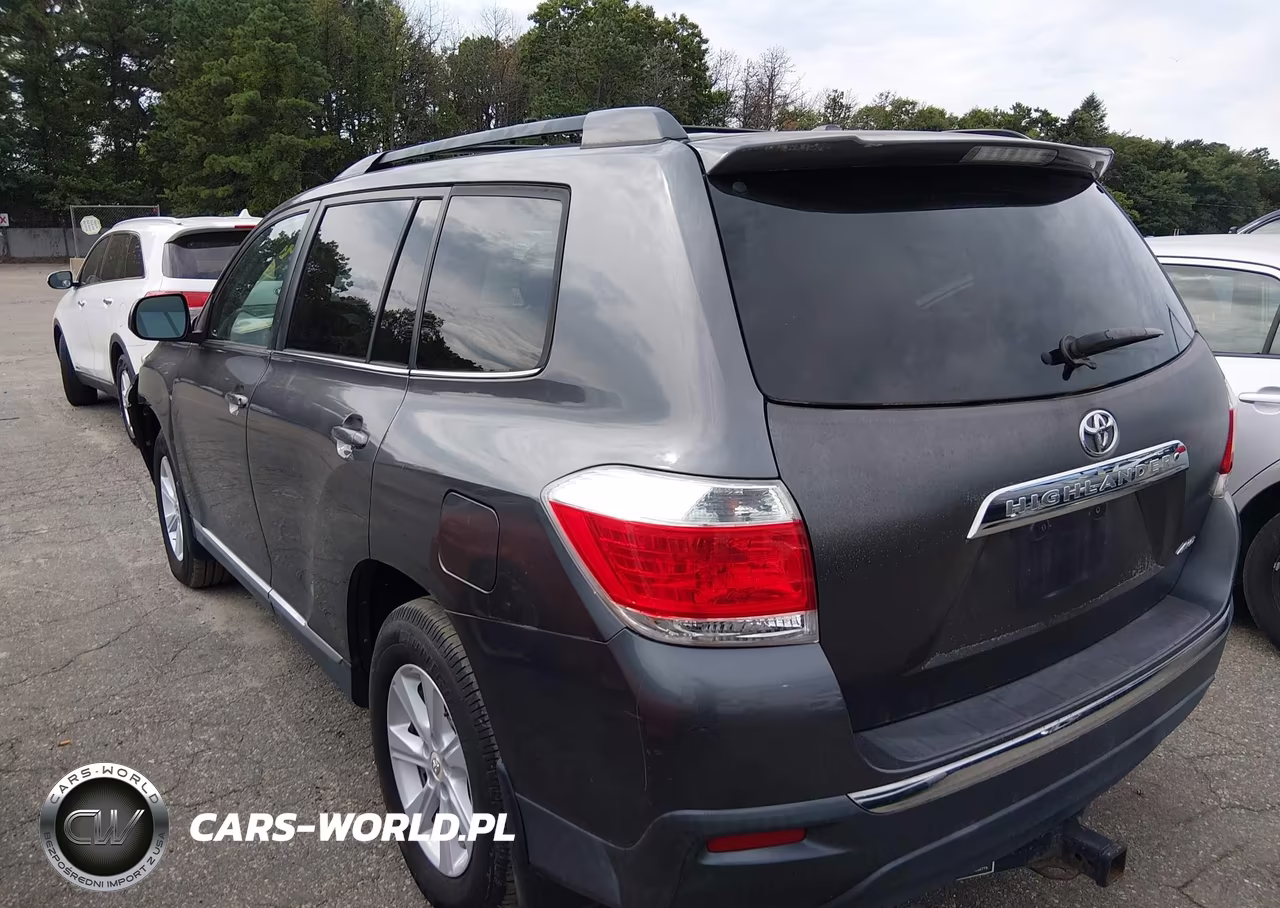 2012 Toyota Highlander Se V6 VIN:5TDBK3EH5CS133888 - 3