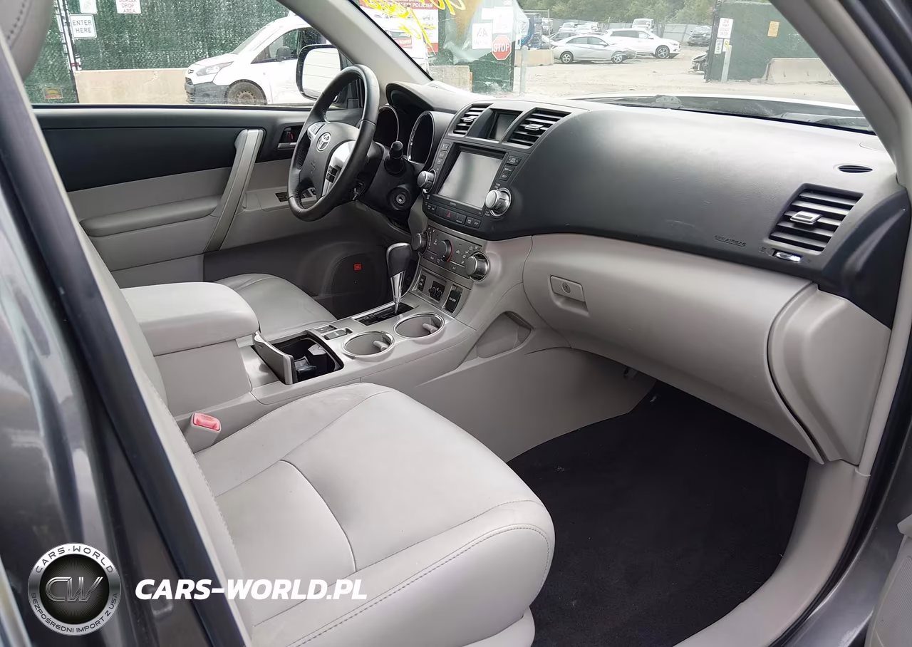 2012 Toyota Highlander Se V6 VIN:5TDBK3EH5CS133888 - 5