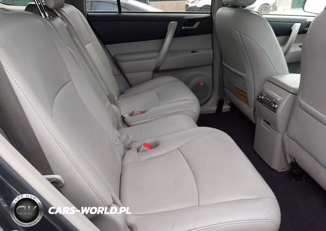 2012 Toyota Highlander Se V6 VIN:5TDBK3EH5CS133888 - 8